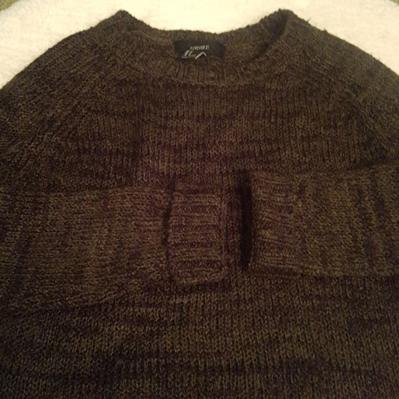 Forever 21 sweater - Picture 6 of 8